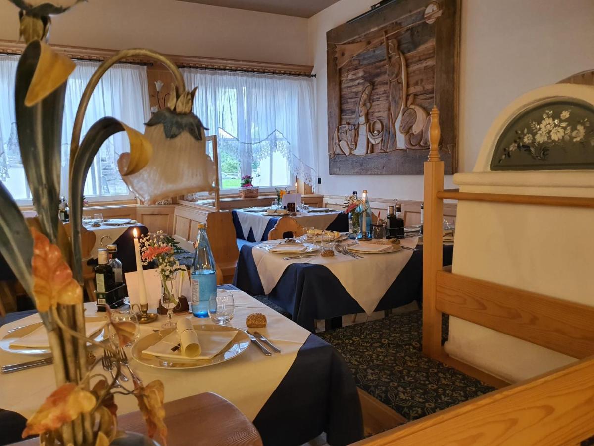 Hotel El Pilon Pozza di Fassa Exterior foto