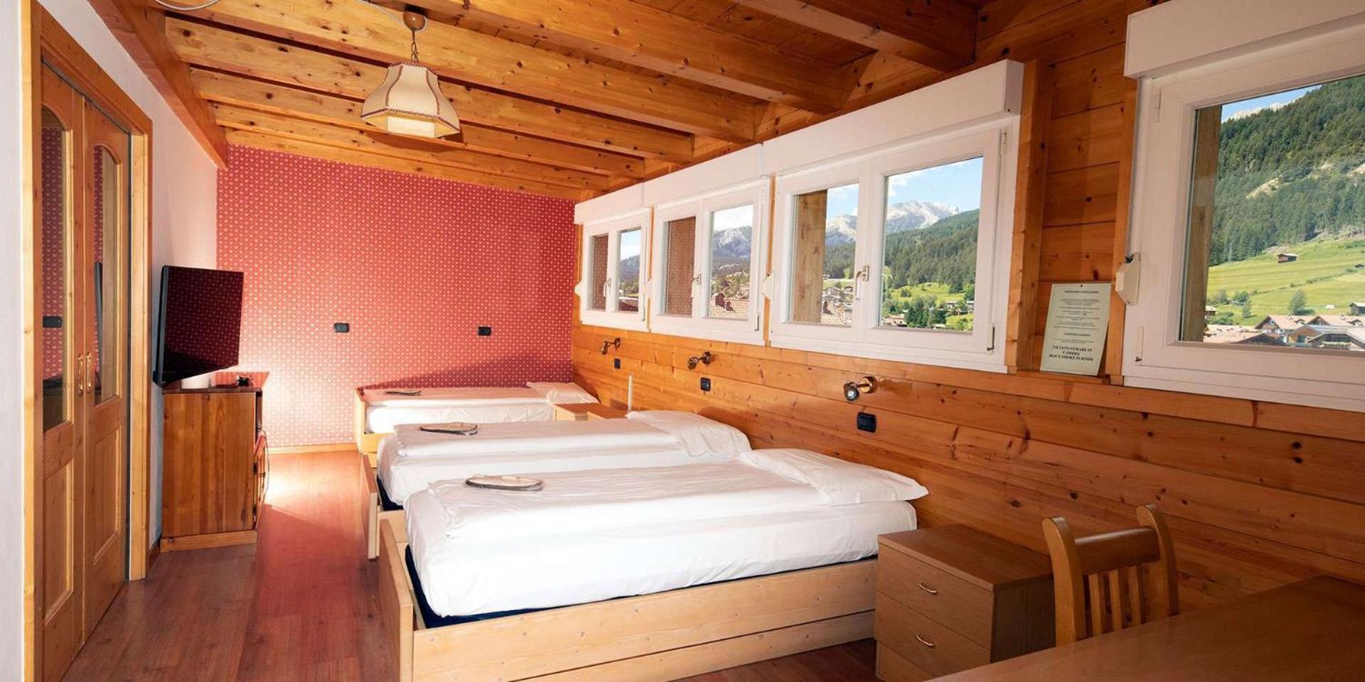 Hotel El Pilon Pozza di Fassa Exterior foto